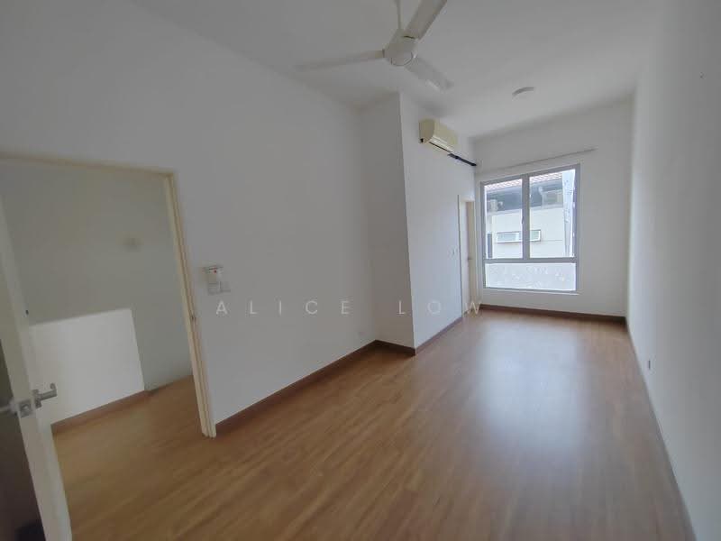 Terraced House for Sale in Kota Emerald (Rawang) - Alice Low - Interior - PropertyGuru.com.my