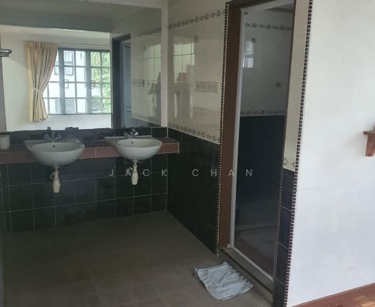 Rumah Banglo untuk Dijual di Section 17 (Petaling Jaya) - Jack Chan - Bathroom - PropertyGuru.com.my