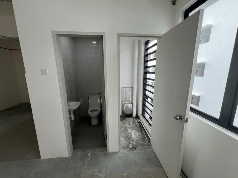 Shop / Office for Rent in Eco Sanctuary (Telok Panglima Garang) - Jinzen Phang - PropertyGuru.com.my