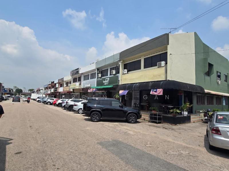 Kedai / Pejabat untuk Dijual di Taman Johor Jaya (Johor Bahru) - Terrence Gan - Exterior - PropertyGuru.com.my