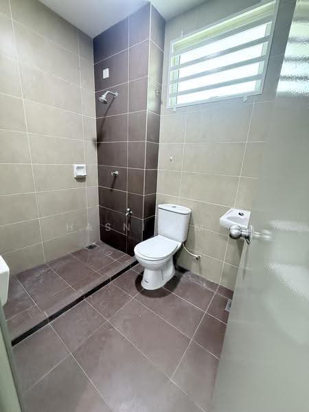 2-storey Terraced House for Rent in Bukit Banyan (Sungai Petani) - Hasnizam . - Bathroom - PropertyGuru.com.my