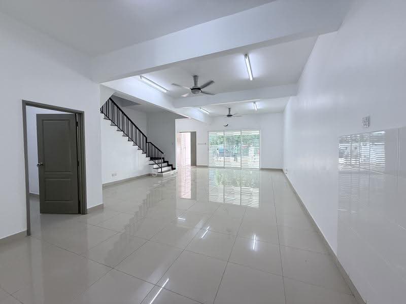 2-storey Terraced House for Rent in Bukit Banyan (Sungai Petani) - Hasnizam . - Living Room - PropertyGuru.com.my