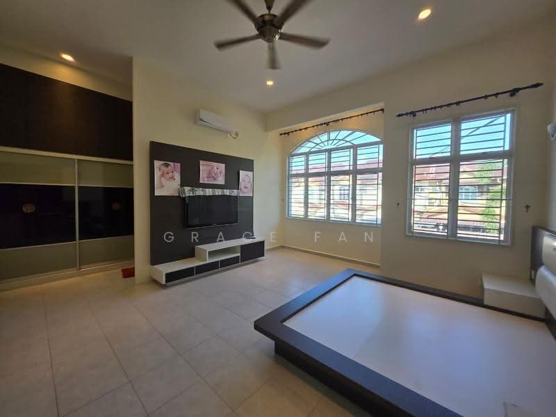 2-storey Terraced House for Sale in Taman Kampung Majid (Kluang) - Grace Fan - PropertyGuru.com.my