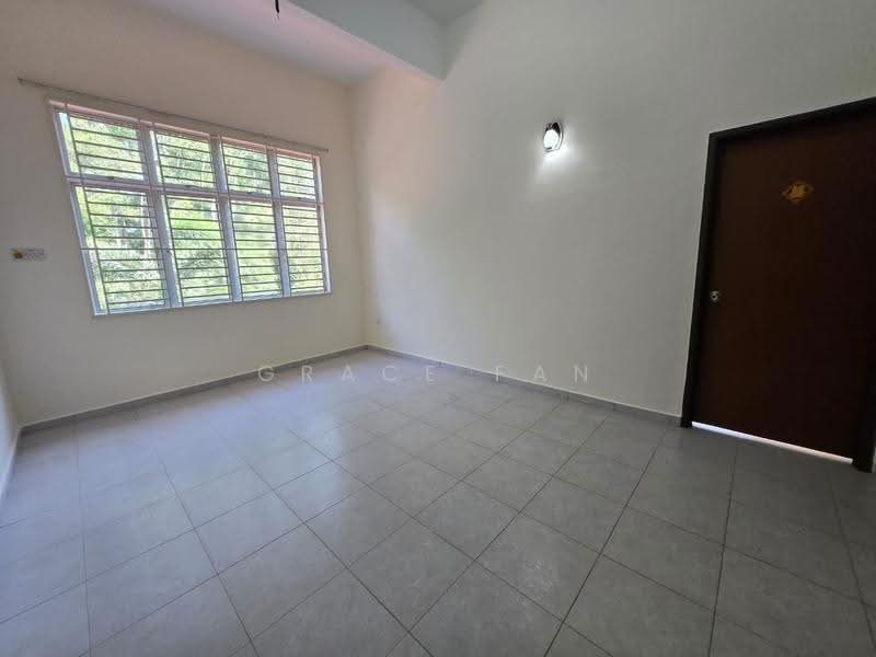 2-storey Terraced House for Sale in Taman Kampung Majid (Kluang) - Grace Fan - PropertyGuru.com.my
