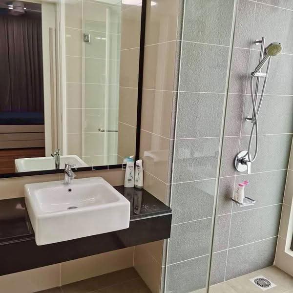 Condominium for Sale at The Straits View Condominium - Vlien Lua - PropertyGuru.com.my