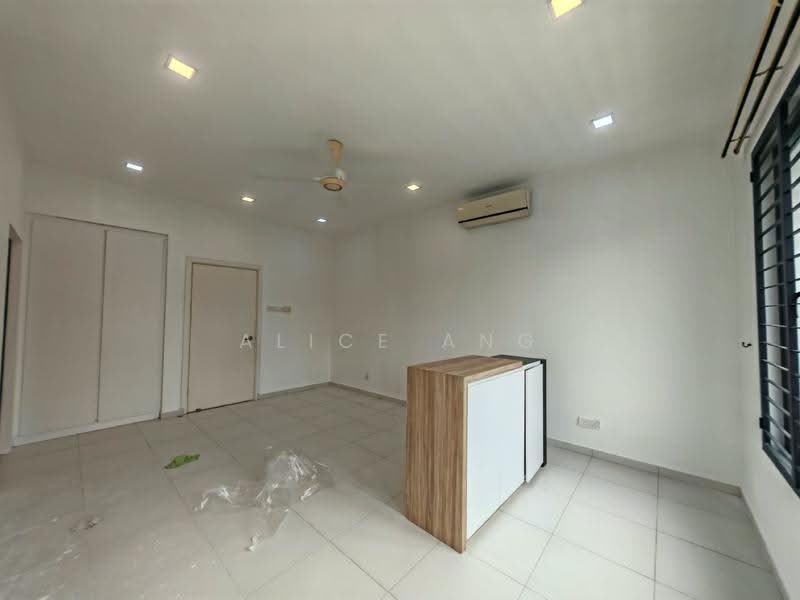 Rumah Teres 2-Tingkat untuk Disewa di Taman Desa Tebrau (Tebrau) - Alice Ang - PropertyGuru.com.my