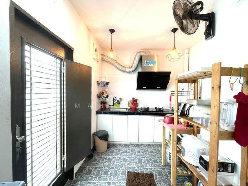 Rumah Teres 2.5-Tingkat untuk Dijual di Bandar Baru Bangi (Selangor) - Mahirah . - Kitchen - PropertyGuru.com.my