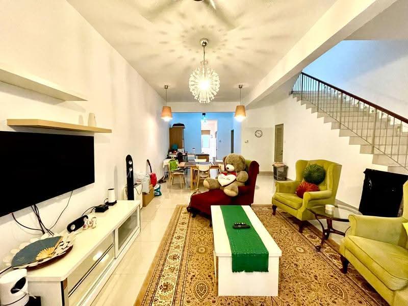 Rumah Teres 2.5-Tingkat untuk Dijual di Bandar Baru Bangi (Selangor) - Mahirah . - Living Room - PropertyGuru.com.my