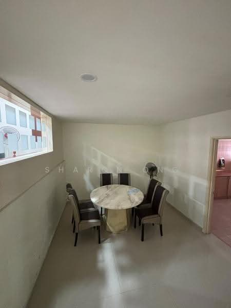 2-storey Terraced House for Rent in Taman Mount Austin (Tebrau) - Sharon Ong - Dining Room - PropertyGuru.com.my