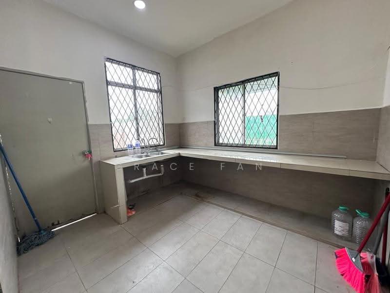 Rumah Teres 2-Tingkat untuk Dijual di Taman Maju Jaya (Kluang) - Grace Fan - PropertyGuru.com.my