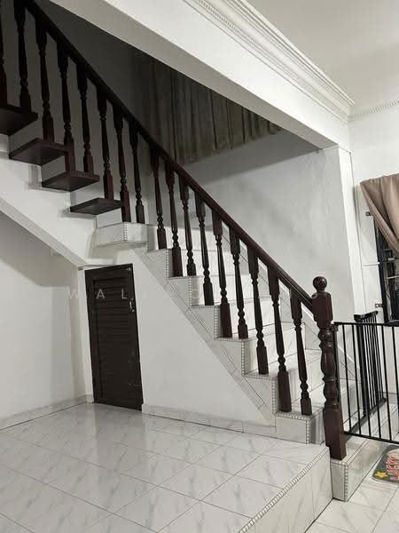 Rumah Teres 2-Tingkat untuk Dijual di Taman Pelangi (Johor Bahru) - Wallace Ang - Interior - PropertyGuru.com.my