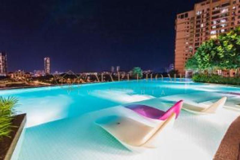 Kediaman Servis untuk Dijual di Parc 3 - Viven Chia - Pool - PropertyGuru.com.my