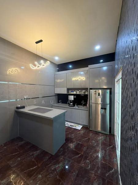 Semi-Detached House for Sale in Nusa Duta (Iskandar Puteri (Nusajaya)) - Sausa Lee - Kitchen - PropertyGuru.com.my