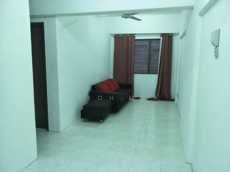 Pangsapuri untuk Dijual di Puncak Desa Apartment - Yeoh MH - Living Room - PropertyGuru.com.my