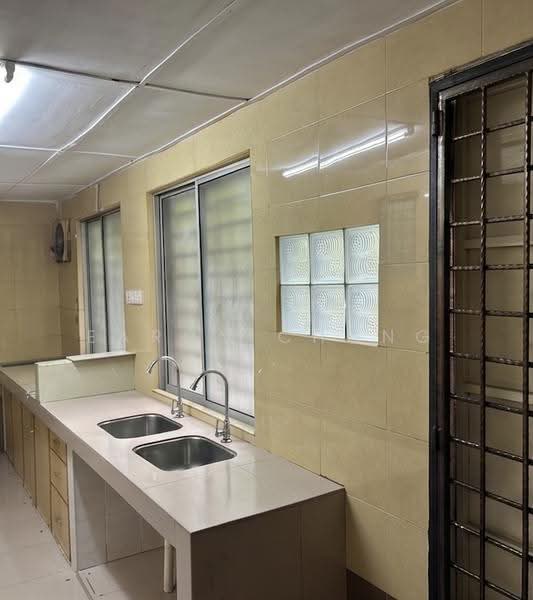Rumah Teres 2-Tingkat untuk Disewa di Cheras (Kuala Lumpur) - Earon Chong - Kitchen - PropertyGuru.com.my