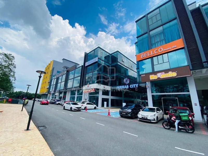 Shop for Rent in Bandar Baru Permas Jaya (Permas Jaya) - Sausa Lee - Exterior - PropertyGuru.com.my