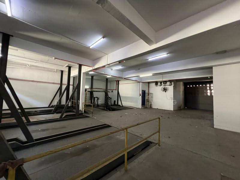 Kedai / Pejabat untuk Disewa di George Town (Penang) - Daniel Phang - Car Park - PropertyGuru.com.my