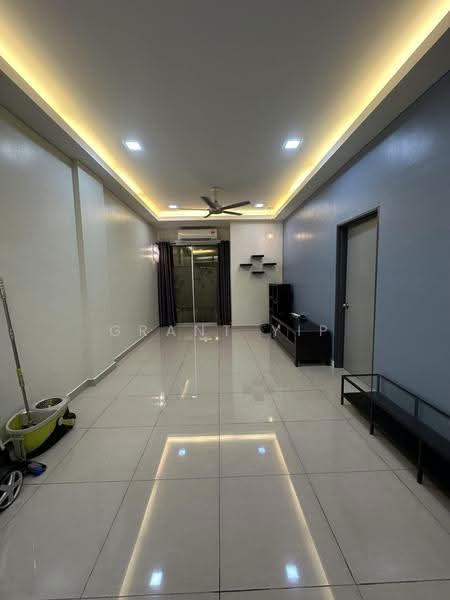 Apartment for Sale at Mahkota Residence - Grant Yip - Living Room - PropertyGuru.com.my