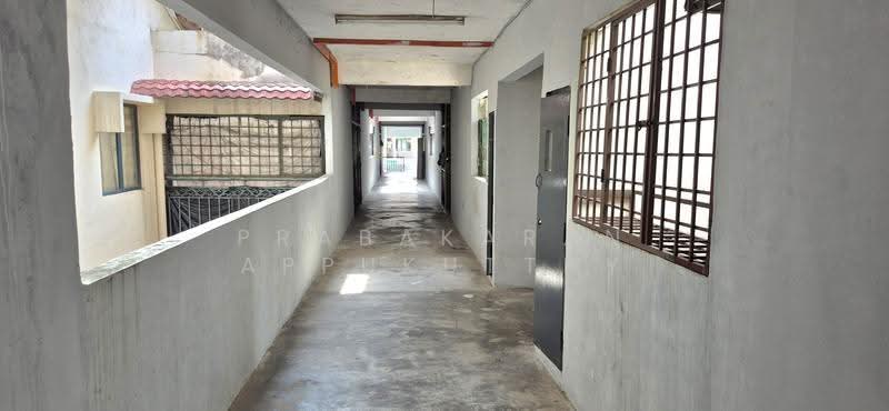 Pangsapuri untuk Dijual di Pangsapuri Subang Impian - Prabakaran Appukutthy - Corridor - PropertyGuru.com.my