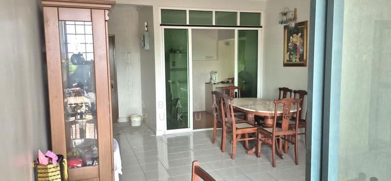 Pangsapuri untuk Dijual di Pangsapuri Subang Impian - Prabakaran Appukutthy - Dining Room - PropertyGuru.com.my