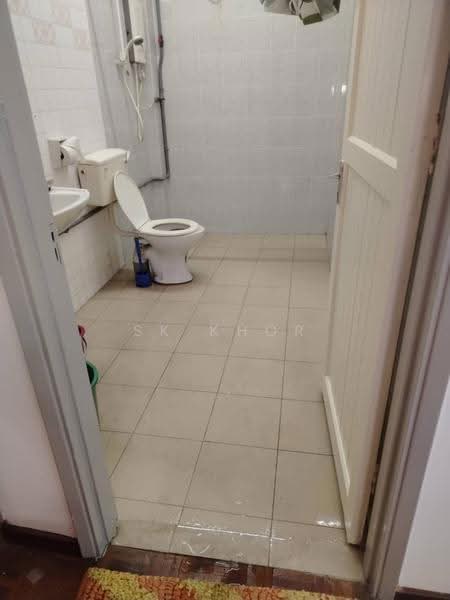 2-storey Terraced House for Sale in Klang (Selangor) - SK Khor - Bathroom - PropertyGuru.com.my