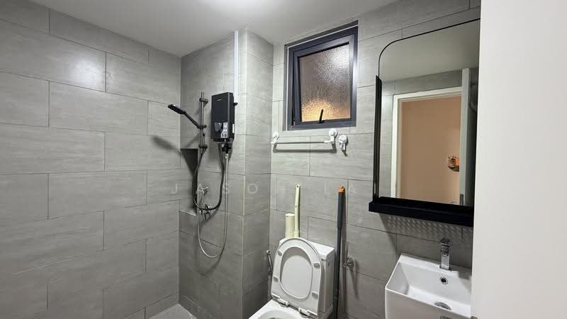 Kediaman Servis untuk Disewa di D'Ivo - Jason Lai - Bathroom - PropertyGuru.com.my