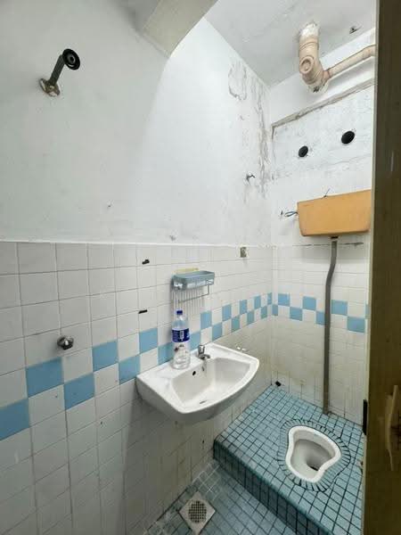 Pangsapuri untuk Disewa di Taman Cheras Jaya - Kenny Lai - Bathroom - PropertyGuru.com.my