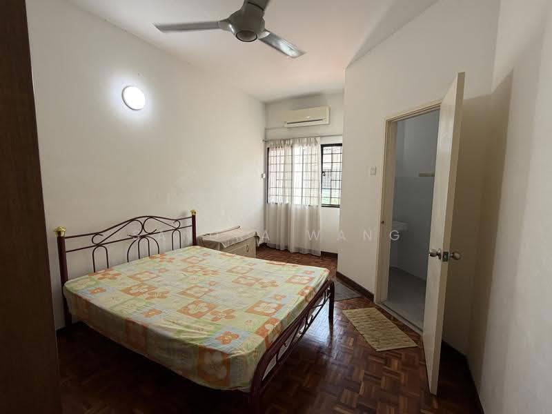 2-storey Terraced House for Sale in Bandar Utama 3 (Bandar Utama) - Sandra Wang - Bedroom - PropertyGuru.com.my