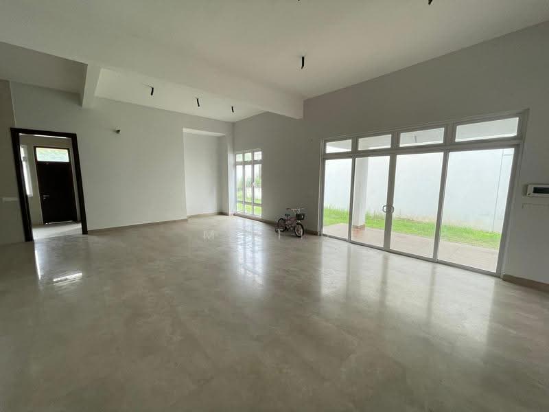 Zero-Lot Bungalow for Rent in Taman Tijani Ukay (Ulu Kelang) - MT Tiu - Living Room - PropertyGuru.com.my