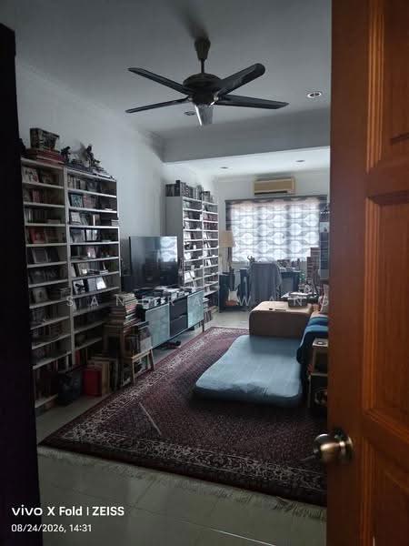 Rumah Teres 2-Tingkat untuk Dijual di Bandar Utama 4 (Bandar Utama) - Sandra Wang - Living Room - PropertyGuru.com.my