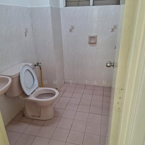 Apartment for Rent at Pangsapuri Sri Mekar - Bonie Tan - PropertyGuru.com.my