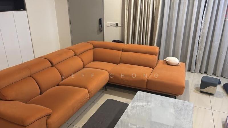 Rumah Teres untuk Disewa di Telok Panglima Garang (Selangor) - Jeff Chong - Living Room - PropertyGuru.com.my