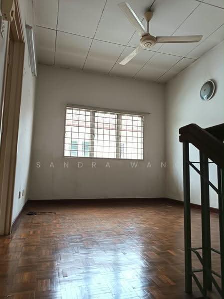 2-storey Terraced House for Sale in Bandar Utama 4 (Bandar Utama) - Sandra Wang - Living Room - PropertyGuru.com.my