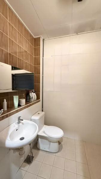 Terraced House for Sale in Kota Kemuning (Shah Alam) - SK Thiam - Bathroom - PropertyGuru.com.my