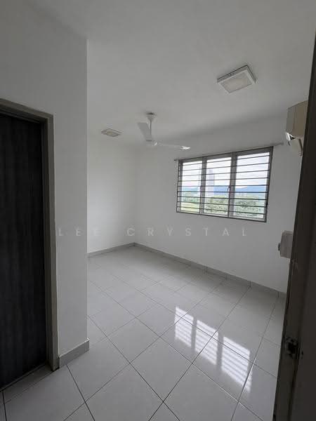 Apartment for Rent at The Residence 1 @ Tiara South - Lee Crystal - Interior - PropertyGuru.com.my