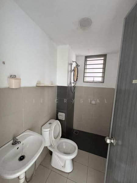 Apartment for Rent at The Residence 1 @ Tiara South - Lee Crystal - Bathroom - PropertyGuru.com.my