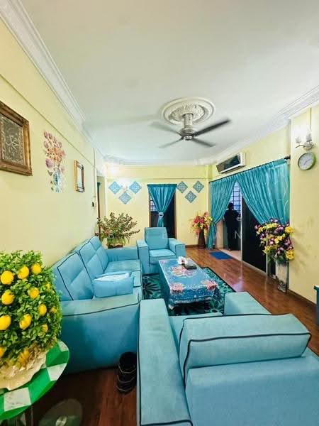 Apartment for Sale at Sri Impian Apartment - Robbie Tan - Living Room - PropertyGuru.com.my