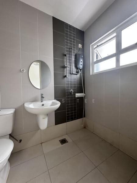 Semi-Detached House for Sale in Setia Damai (Setia Alam) - Jess Tee - Bathroom - PropertyGuru.com.my