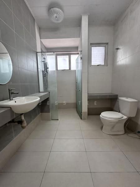 Semi-Detached House for Sale in Setia Damai (Setia Alam) - Jess Tee - Bathroom - PropertyGuru.com.my