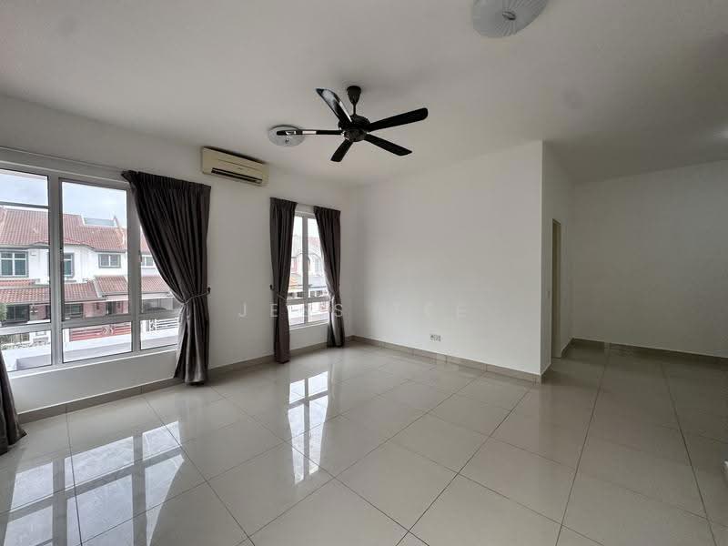 Semi-Detached House for Sale in Setia Damai (Setia Alam) - Jess Tee - Living Room - PropertyGuru.com.my