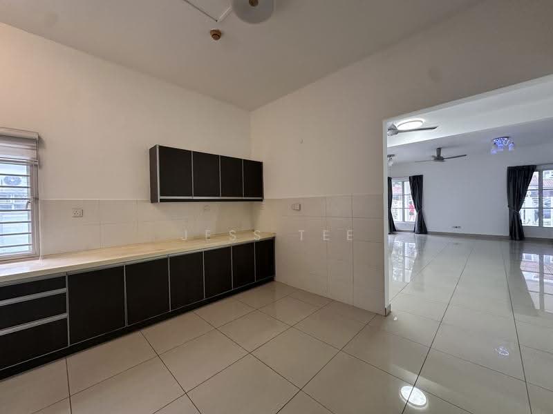 Semi-Detached House for Sale in Setia Damai (Setia Alam) - Jess Tee - Kitchen - PropertyGuru.com.my