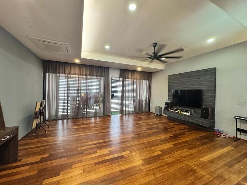 3-storey Terraced House for Rent in Jelutong (Penang) - Declan Ng - Living Room - PropertyGuru.com.my