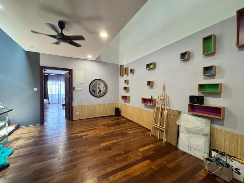 3-storey Terraced House for Rent in Jelutong (Penang) - Declan Ng - Living Room - PropertyGuru.com.my
