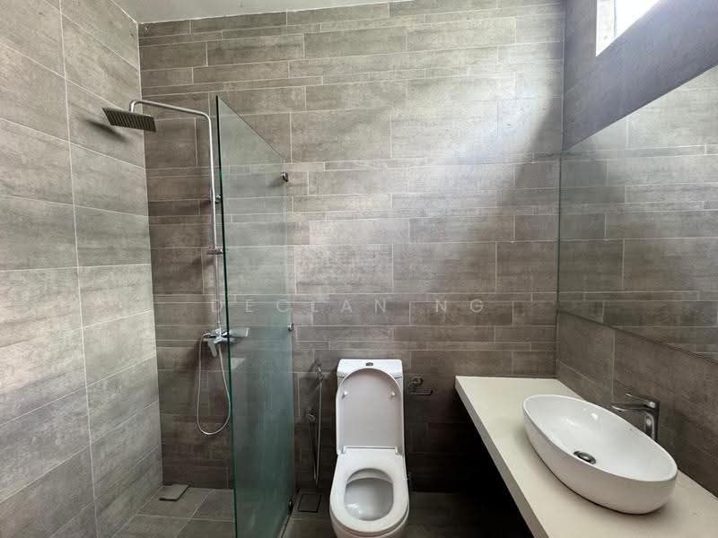 3-storey Terraced House for Rent in Jelutong (Penang) - Declan Ng - Bathroom - PropertyGuru.com.my