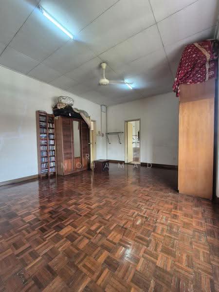 Rumah Teres 2-Tingkat untuk Dijual di Bukit Rimau (Shah Alam) - Reen Mohamad - Living Room - PropertyGuru.com.my