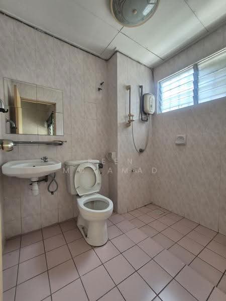 Rumah Teres 2-Tingkat untuk Dijual di Bukit Rimau (Shah Alam) - Reen Mohamad - Bathroom - PropertyGuru.com.my