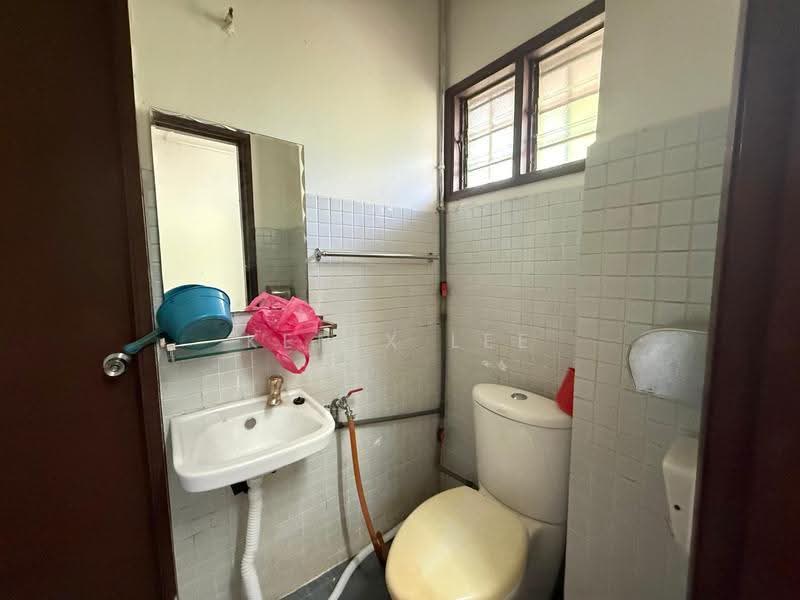 Rumah Teres 2-Tingkat untuk Dijual di SS19 (Subang Jaya) - Kenix Lee - Bathroom - PropertyGuru.com.my