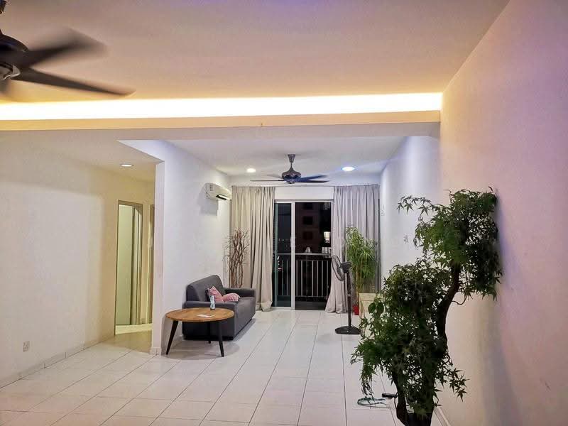 Condominium for Rent at The Golden Triangle Condominium - Jinelle Ong - Living Room - PropertyGuru.com.my