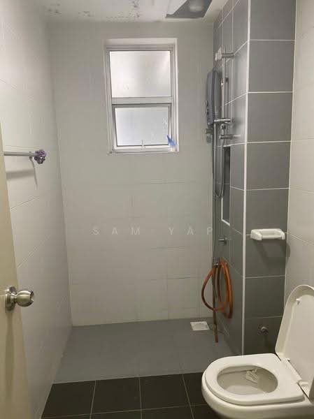 Apartment for Rent at Aliff Avenue (Dwi Alif) - Sam Yap - Bathroom - PropertyGuru.com.my