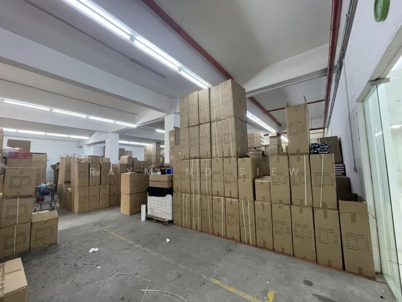 Warehouse for Rent in Sungai Buloh (Selangor) - Raymond Siew - PropertyGuru.com.my